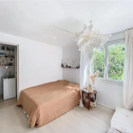 Un Nid Paisible A 12min De Paris Colombes (Hauts-de-Seine)